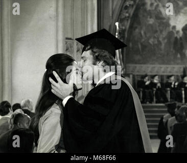 Actors Ryan O'Neal and Ali MacGraw in the movie Love Story, 1975 Stock Photo