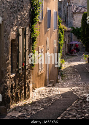 Vaison-la-Romaine Carpentras Vaucluse Provence-Alpes-Côte d'Azur France Stock Photo