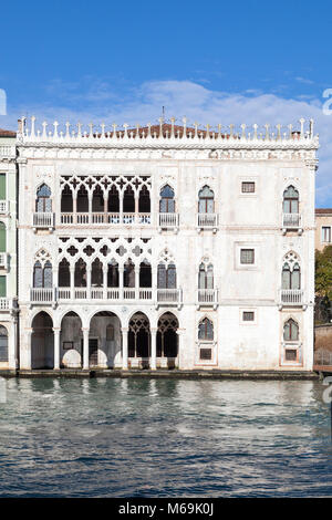 Ca' D'Oro, or Palazzo Santa Sofia, Grand Canal, Cannaregio, Venice, Italy bequeathed to Venice by Baron Giorgio Franchetti as an Art Museum, the Galle Stock Photo