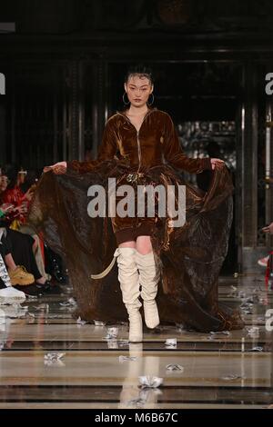 Pam Hog at AW18 Fashion Scout Stock Photo