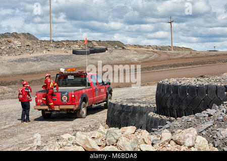 Mineworkers ArcelorMittal Mine, Mount Wright (Mount Wright), Fermont, Quebec, Canada Stock Photo