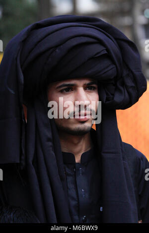 Quetta, Pakistan. 02nd Mar, 2018. People wear traditional Balochi Dress to celebrate the (Baloch Cultural Day) in Quetta. Credit: Muhammad Arshad/Pacific Press/Alamy Live News Stock Photo