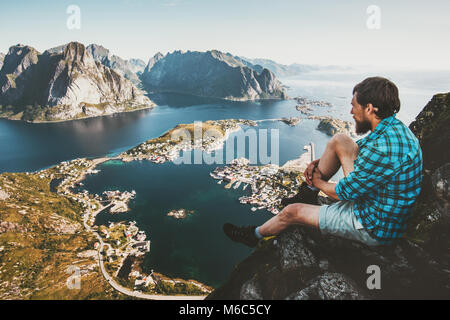 Travel photography – “Sitting on the edge of the world, Norwegian