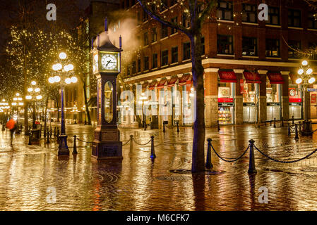 The Steam Clock on ar ainy morning, Gastown, Vancouver, British Columbia, Canada. Stock Photo