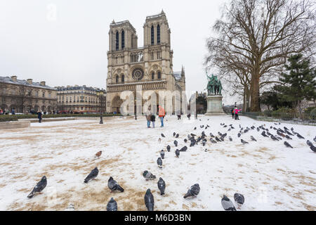 Paris under the snow March 1st 2018 Stock Photo