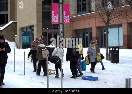 Glasgow, Scotland, UK 2nd March .UK Weather: The beast from the east Red warning weather with 10 inches of snow combining with emma the pest from the west after the storm people come back out to live again. Credit: gerard ferry/Alamy Live News Stock Photo