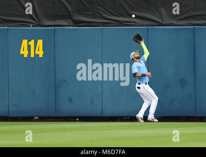 Port Charlotte, Florida, USA. 2nd Mar, 2018. DIRK SHADD | Times .Tampa Bay Rays center fielder Kevin Kiermaier (39) makes a snag at the wall against Philadelphia Phillies third baseman Maikel Franco (7) during second inning Spring Training action at the Charlotte Sports Park in Port Charlotte Friday afternoon (03/02/18) Credit: Dirk Shadd/Tampa Bay Times/ZUMA Wire/Alamy Live News Stock Photo