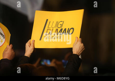 Rome, Italy. 02nd Mar, 2018. 02.03.2018. Piazza del Popolo, Rome, Italy. ITALY-POLITIC-ELECTION-VOTE Closure of the election campaign of the 5-star movement in Piazza del Popolo square in Rome on March 2, 2018. Credit: Independent Photo Agency/Alamy Live News Stock Photo