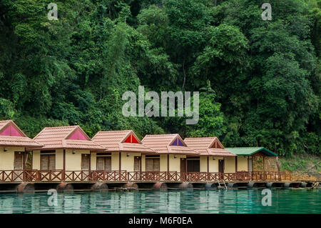 Floating bungalows inside the Khao Sok National Park in southern Thailand Stock Photo