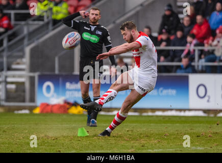 Sunday 4th March 2018, Totally Wicked Stadium, St Helens, England; Betfred Super League rugby, St Helens versus Salford Red Devils;  St Helens Danny Richardson converts Credit: News Images/Alamy Live News Stock Photo