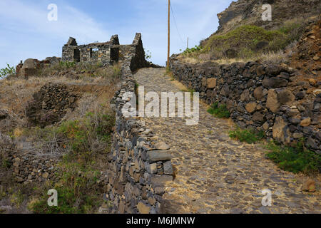 Old house at the old coastal path from Ponta Do Sol to Cruzinha on the island of Santo Antao, Cape Verde, abandoned village Cha de Mar Stock Photo