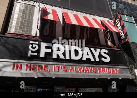 TGI Fridays Restaurant on Fifth Avenue, NYC, USA Stock Photo