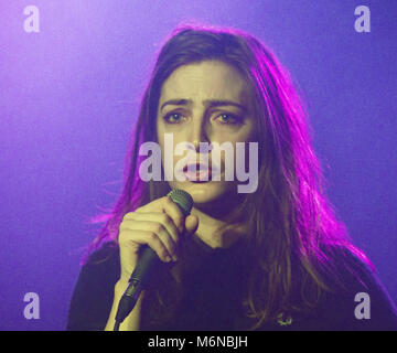 French singer Flora Fischbach aka Fishbach during a Concert, on March 3, 2018, at the Zoom Club in Frankfurt, Germany. | Verwendung weltweit Stock Photo