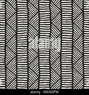 Seamless geometric doodle lines pattern in black and white. Adstract hand drawn retro texture. Stock Vector