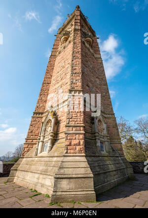 Cabot Tower built to commemorate the 400th anniversary of Cabots journey to America on Brandon Hill the highest point in the city of Bristol UK Stock Photo
