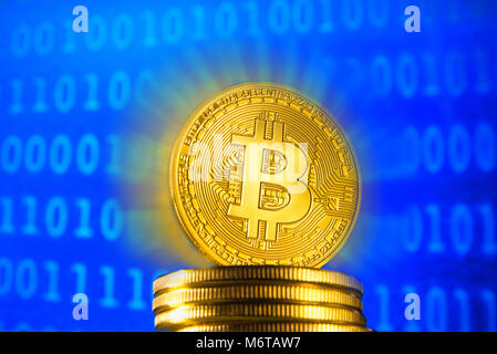Montreal,Canada, 5 March,2018.Close-up of a shining bitcoin.Credit:Mario Beauregard/17�Թ����� Live News Stock Photo