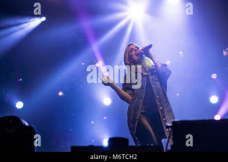 Norway, Bergen - April 29, 2019. The Swedish singer Drömhus performs a live concert during the We Love the 90’s show at Bergenshallen in Bergen. (Photo credit: Gonzales Photo - Jarle H. Moe). Stock Photo