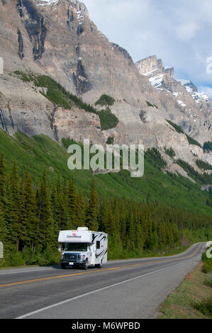 Motorhome on Icefields Parkway, Banff National Park, Alberta, Canada Stock Photo