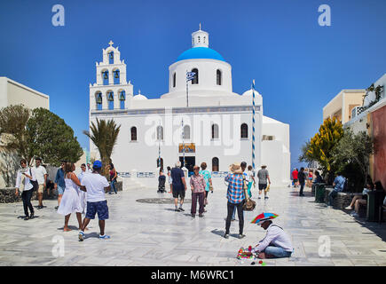 Europe, Greece, The Cyclages, Aegean sea, Santorini island, Oia city, church of Panagia of Platsani on town square in Oia Stock Photo