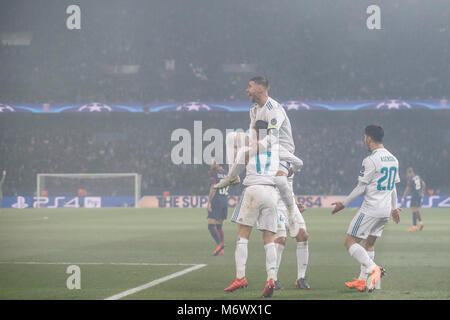 Paris, France, March 6, 2018. Cristiano Ronaldo (Real Madrid) celebrates his goal which made it (0, 1) UCL Champions League match between PSG vs Real Madrid at the Parc des Princes stadium in Credit: Gtres Información más Comuniación on line, S.L./Alamy Live News Stock Photo
