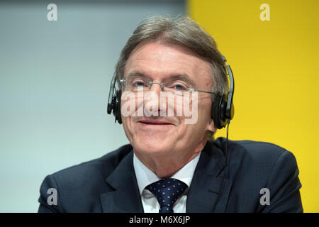 07 March 2018, Germany, Bonn: Ken Allen, member of the board of 'Deutsche Post DHL Group', the German postal service and international courier service company, takes part during the company's annual balance press conference. The German stock market listed company is announcing its 2017 business results and prospects for 2018. Photo: Federico Gambarini/dpa Stock Photo