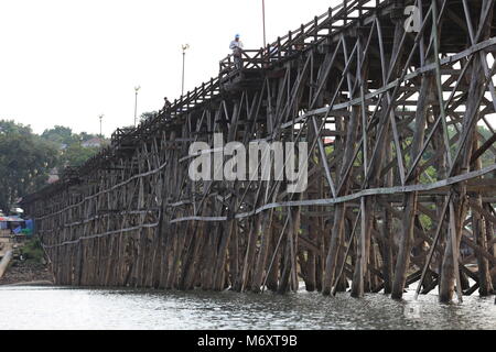 The Mon Bridge in Sangklaburi, Kanchanaburi Province, Thailand. Stock Photo
