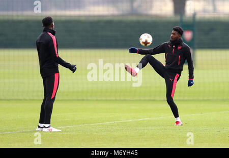 Arsenal's Ainsley Maitland-Niles (right) during the training session at London Colney, Hertfordshire. PRESS ASSOCIATION Photo. Picture date: Wednesday March 7, 2018. See PA story SOCCER Arsenal. Photo credit should read: Tim Goode/PA Wire Stock Photo