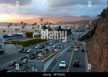 The California Incline meeting the Pacific Coast Highway in Santa Monica, California Stock Photo