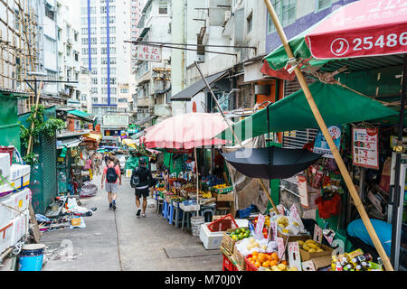 Fruit and vegetable market in the Mid Levels, Hong Kong Island, Hong Kong Stock Photo