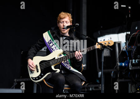 James Johnston of Biffy Clyro performing at the March 4 Women women's equality protest organised by Care International in London, UK Stock Photo