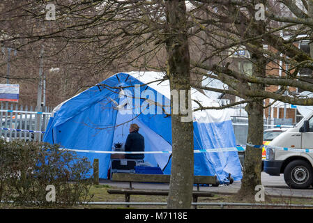 Salisbury, United Kingdom. 7 March 2018. Investigations continue into the suspected poisoning of a former Russian double agent and his daughter. A cordon remained in place at a park at the centre of investigations.  Credit: Peter Manning/Alamy Live News Stock Photo