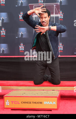 Hollywood, Ca. 7th Mar, 2018. Lionel Richie pictured at his TCL Hand And Footprints Ceremony At The TCL Chinese Theatre IMAX In Hollywood, California on March 7, 2018. Credit: Faye Sadou/Media Punch/Alamy Live News Stock Photo