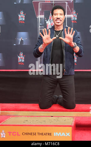 Hollywood, Ca. 7th Mar, 2018. Lionel Richie pictured at his TCL Hand And Footprints Ceremony At The TCL Chinese Theatre IMAX In Hollywood, California on March 7, 2018. Credit: Faye Sadou/Media Punch/Alamy Live News Stock Photo