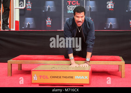 Hollywood, Ca. 7th Mar, 2018. Lionel Richie pictured at his TCL Hand And Footprints Ceremony At The TCL Chinese Theatre IMAX In Hollywood, California on March 7, 2018. Credit: Faye Sadou/Media Punch/Alamy Live News Stock Photo