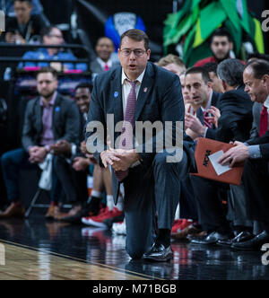 Mar 07 2018 Las Vegas, NV, U.S.A. Oregon State Beavers guard Ethan ...