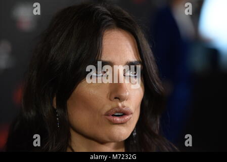 Madrid, Spain. 07th Mar, 2018. The Spanish actress Penelope Cruz poses for media during a photocall for the premiere 'Loving Pablo' at Callao cinema in Madrid. Credit: Jorge Sanz/Pacific Press/Alamy Live News Stock Photo