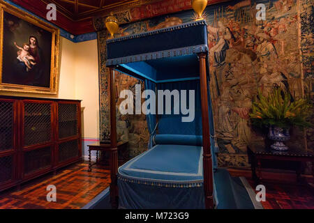 CHENONCEAU, FRANCE - CIRCA JUNE 2014: Diane de Poitiers's bedroom in Chateau Chenonceau Stock Photo