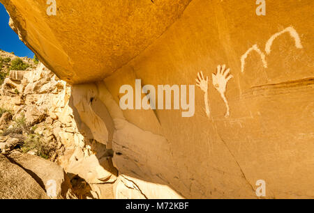 Waving Hands Site pictographs art panel, Canyon Pintado Historic District, near Rangely, Colorado, USA Stock Photo