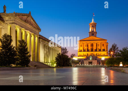 State Capitol Building and War Memorial Building in Legislative Plaza, Nashville, Tennessee, USA Stock Photo