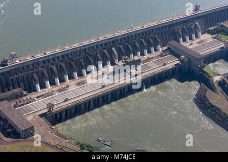 Itaipu hydroelectric power plant built by Paraguay & Brazil on Prana river 2nd largest in world, UN Climate change partner, 1 of Seven modern wonders Stock Photo