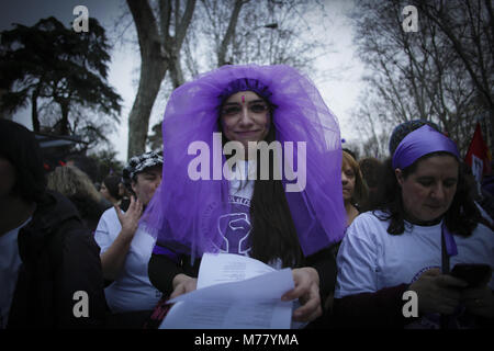 Madrid, Spain. 8th Mar, 2018. A female participant seen at the demonstration.Thousands of people marched today through the streets of Madrid and around the world this March 8 Women's Day for equal opportunities, fairer wages for women, social justice, hundreds of political and feminist groups marched together, singing slogans in favor of the freedoms between men and women. Credit: Mario Roldan/SOPA Images/ZUMA Wire/Alamy Live News Stock Photo