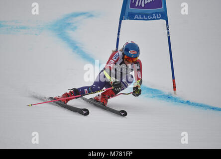 Ofterschwang, Germany. 09 March 2018, Germany, Ofterschwang: alpine skiing, World Cup, women, giant slalom, first run: American Mikaela Shiffrin in action. Photo: Angelika Warmuth/dpa Credit: dpa picture alliance/Alamy Live News Stock Photo