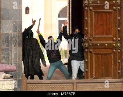 Srinagar, Jammu and Kashmir, India. 9th Mar, 2018. Protesters shout pro freedom slogans in old city Srinagar the summer capital of Indian controlled Kashmir. Government imposed restrictions in many parts of south Kashmir to prevent protest against the recent killing of civilians by Indian army in a shootout in Pahnoo, Shopian. Credit: Faisal Khan/ZUMA Wire/Alamy Live News Stock Photo