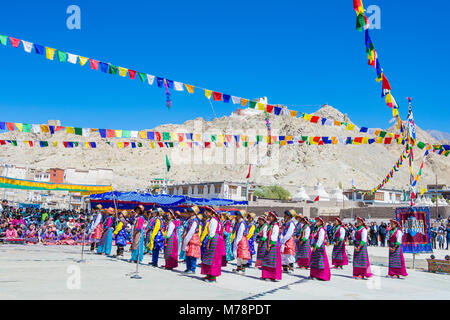 Unidentified Ladakhi people with traditional costumes participates in the Ladakh Festival in Leh India Stock Photo