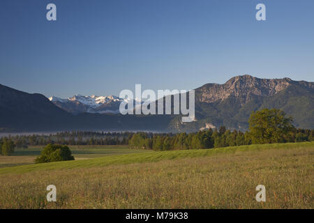 View from Sindelsdorf to the Karwendel mountains and the 'Herzogstand', Upper Bavaria, Bavaria, South Germany, Germany, Stock Photo