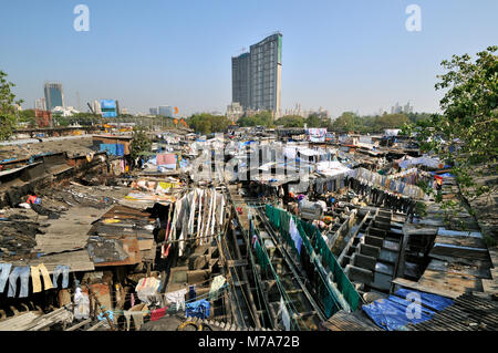 Dhobi Ghats of Mumbai, where indians make the laundry. It is an open air laundromat where the washers, known as dhobis, clean clothes and linens. Indi Stock Photo