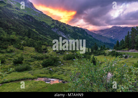 Austria, Vorarlberg, Lechquellen Mountains, Dalaas, sundown in the Spullertal Stock Photo