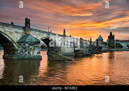 Sunrise at the Charles Bridge in Prague, Czech Republic Stock Photo