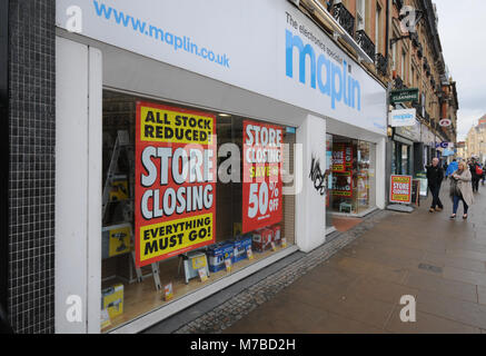 Sheffield, South Yorkshire, UK. 10th March 2018. Maplin store in Sheffield closing down sales. Credit: Alamy Live News Stock Photo