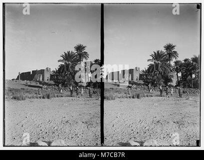 El-Azrak & Wadi Sirhan in the Arabian desert. Druse (i.e., Druze) political refugees from Jebel Druse (The Hauran). El-Azrak. The oasis and castle LOC matpc.02766 Stock Photo